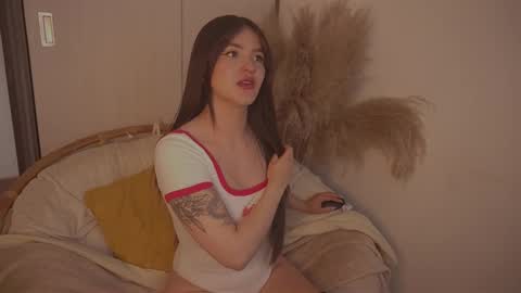 Snapshot of celeste_angel1 chatting on 10-03-25, 08:39 Diane Independent model online show from 10-03-25, 08:39