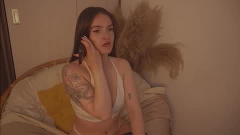 Snapshot of celeste_angel1 chatting on 10-15-25, 09:04 Diane Independent model online show from 10-15-25, 09:04