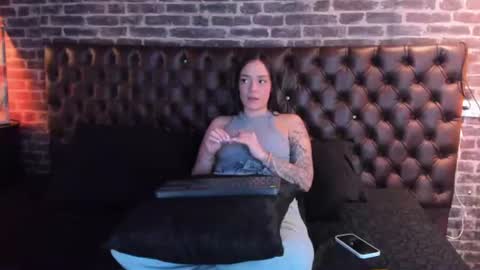 celeste_starsss online show from 07-25-26, 09:23