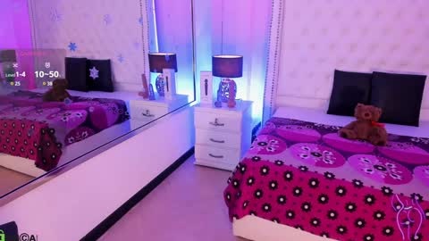 Celeste Wayne online show from 12-17-24, 09:05