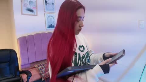 Snapshot of celestee15_ chatting on 05-26-26, 11:17 Celeste online show from 05-26-26, 11:17
