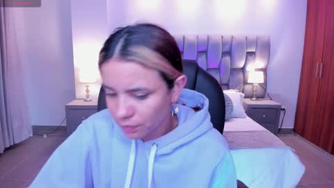 celestee_rain online show from 09-14-25, 08:35