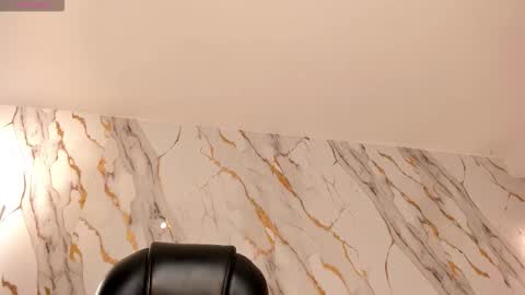 Snapshot of celestemoonx1 chatting on 11-17-25, 06:57 Celeste Moon online show from 11-17-25, 06:57