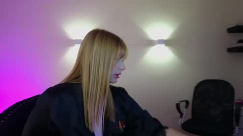 Snapshot of celestenoa chatting on 05-23-26, 11:58 celesteNoa online show from 05-23-26, 11:58