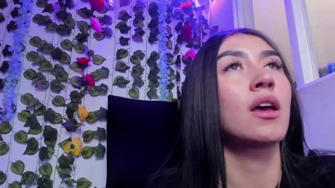 Snapshot of celestinepurple chatting on 12-29-24, 08:26 Celestineeeeee online show from 12-29-24, 08:26