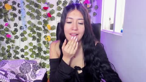 Snapshot of celestinepurple chatting on 01-02-25, 04:46 Celestineeeeee online show from 01-02-25, 04:46