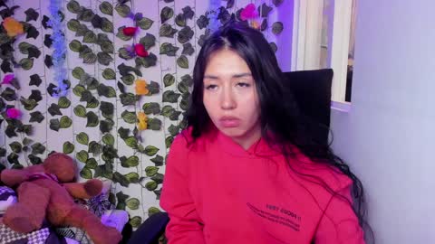 Snapshot of celestinepurple chatting on 01-04-25, 10:13 Celestineeeeee online show from 01-04-25, 10:13