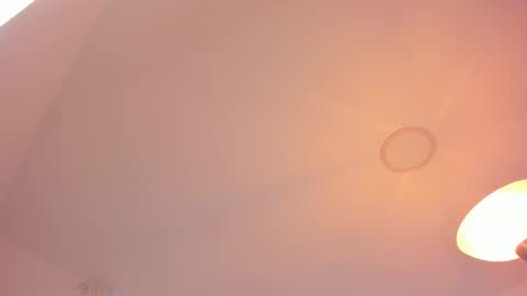 Snapshot of celia_dubois chatting on 09-18-25, 08:22 Ari online show from 09-18-25, 08:22