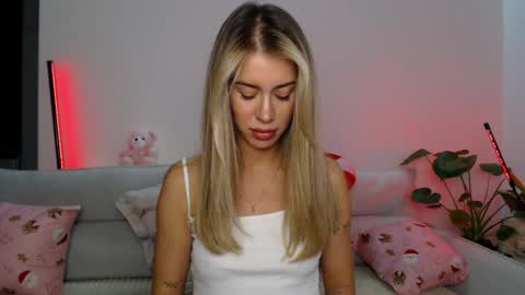 Celin online show from 12-15-24, 08:58