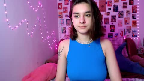 Snapshot of celine_dionn chatting on 01-04-25, 05:58 Celine online show from 01-04-25, 05:58
