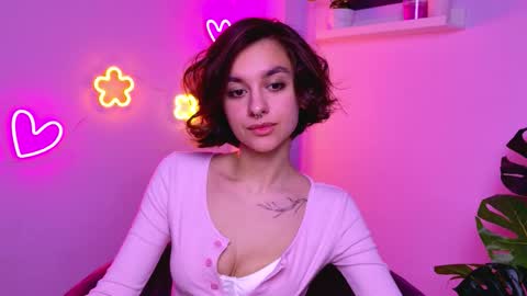  Celine  online show from 12-21-25, 04:41