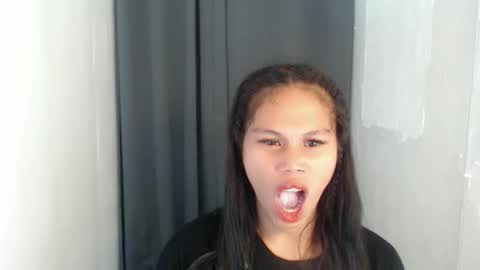 Snapshot of cellin_fuckdoll chatting on 05-27-26, 09:56 cellin online show from 05-27-26, 09:56