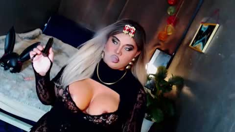 Snapshot of cellinekittcumerr chatting on 11-28-25, 03:58 cellinekittcumerr online show from 11-28-25, 03:58