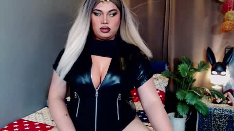 Snapshot of cellinekittcumerr chatting on 12-05-25, 07:21 cellinekittcumerr online show from 12-05-25, 07:21