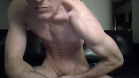 Snapshot of celticcpride chatting on 12-18-25, 06:52 celticcpride online show from 12-18-25, 06:52