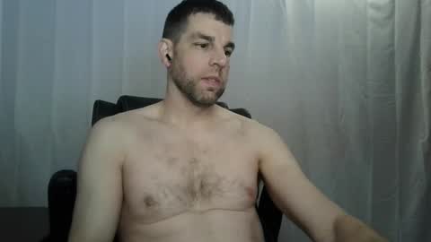 Snapshot of celtscrazy20 chatting on 02-12-26, 03:29 Josh online show from 02-12-26, 03:29