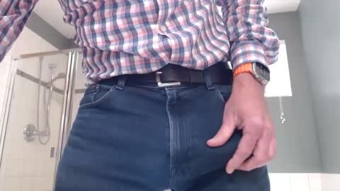 Snapshot of centerfield24 chatting on 02-25-25, 08:41 Centerfield online show from 02-25-25, 08:41