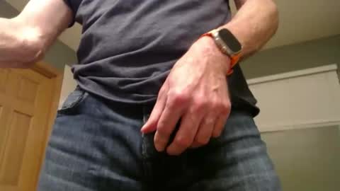 Snapshot of centerfield24 chatting on 03-03-25, 07:32 Centerfield online show from 03-03-25, 07:32