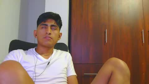 Snapshot of cesarex148 chatting on 12-10-24, 02:38 Cesar online show from 12-10-24, 02:38