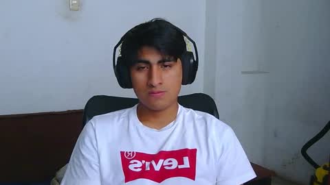 Snapshot of cesarex148 chatting on 12-15-25, 07:40 Cesar online show from 12-15-25, 07:40