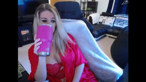 Snapshot of cessprinn chatting on 12-13-24, 01:12 Marie online show from 12-13-24, 01:12