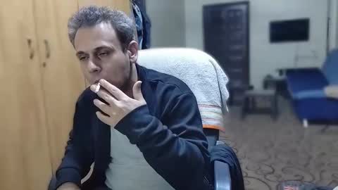 Snapshot of cezar46 chatting on 12-03-24, 02:27 cezar online show from 12-03-24, 02:27
