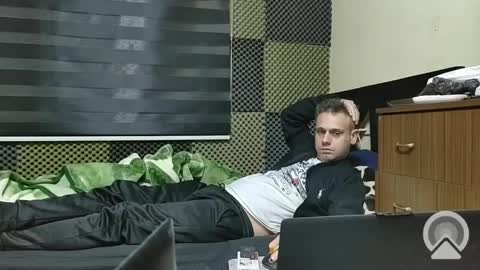 Snapshot of cezar46 chatting on 12-10-24, 08:16 cezar online show from 12-10-24, 08:16