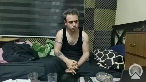 Snapshot of cezar46 chatting on 01-28-25, 01:50 cezar online show from 01-28-25, 01:50