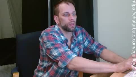 cguffey2284 online show from 02-03-26, 03:37