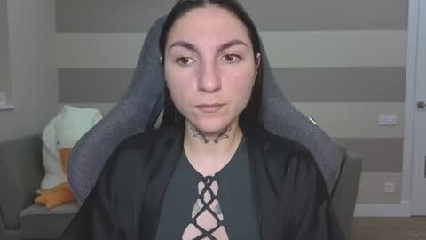 Kate online show from 10-22-25, 04:46