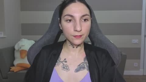 Kate online show from 11-12-25, 06:14