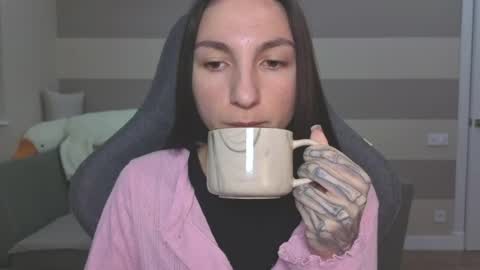 Kate online show from 04-20-26, 06:05