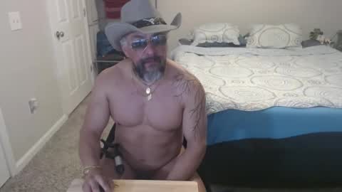 Snapshot of chacho1968 chatting on 04-06-26, 07:42 Chuck online show from 04-06-26, 07:42