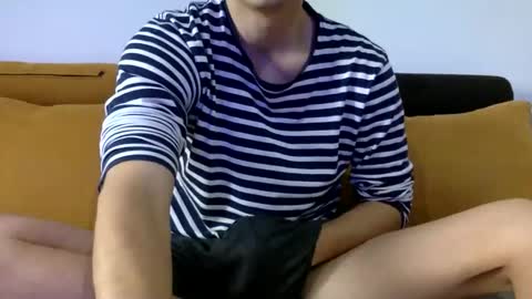 Snapshot of chad092 chatting on 11-05-25, 06:24 God online show from 11-05-25, 06:24