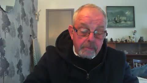 Snapshot of champers37 chatting on 01-09-25, 03:01 Champers online show from 01-09-25, 03:01