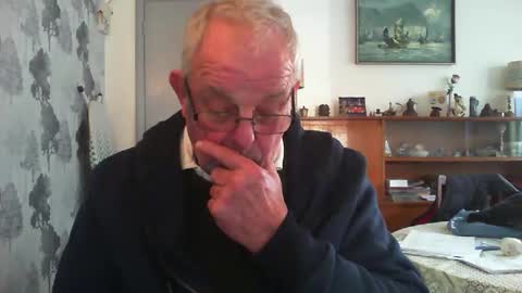 Snapshot of champers37 chatting on 02-27-25, 03:15 Champers online show from 02-27-25, 03:15