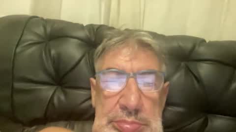 Snapshot of champsex305610 chatting on 02-24-26, 05:44 champsex305610 online show from 02-24-26, 05:44