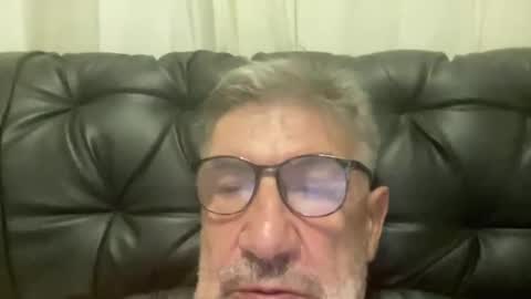 Snapshot of champsex305610 chatting on 02-28-26, 05:36 champsex305610 online show from 02-28-26, 05:36