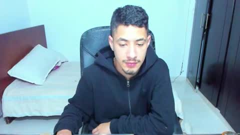 Snapshot of chandler_kenji chatting on 02-03-26, 01:15 Kenji online show from 02-03-26, 01:15