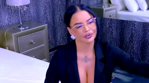 chanelledy1 online show from 10-13-25, 01:49