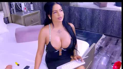 chanelledy1 online show from 06-06-26, 06:07