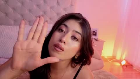 Snapshot of chanellgv chatting on 09-08-25, 08:08 Chanell online show from 09-08-25, 08:08