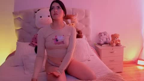 Snapshot of chanellgv chatting on 09-14-25, 08:52 Chanell online show from 09-14-25, 08:52