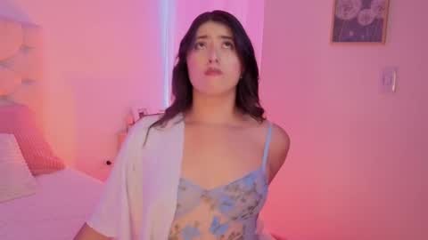 Snapshot of chanellgv chatting on 09-28-25, 08:25 Chanell online show from 09-28-25, 08:25