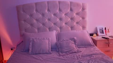 Snapshot of chanellgv chatting on 10-10-25, 08:30 Chanell online show from 10-10-25, 08:30