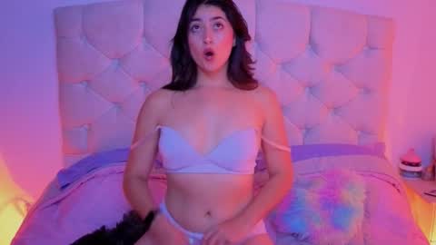 Snapshot of chanellgv chatting on 10-24-25, 11:56 Chanell online show from 10-24-25, 11:56