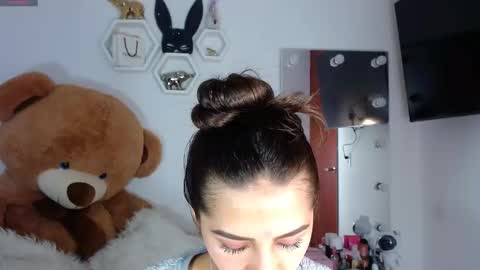 Isabella online show from 12-16-24, 09:20