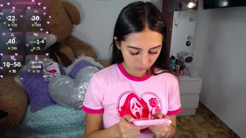 Isabella online show from 11-24-25, 09:03