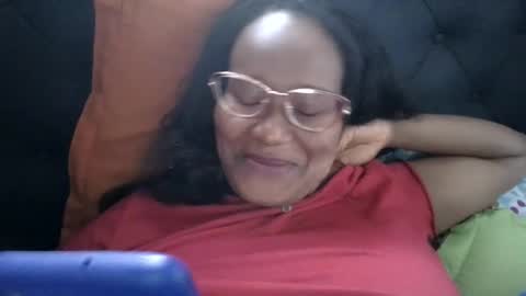 chantal99 online show from 10-05-25, 06:50