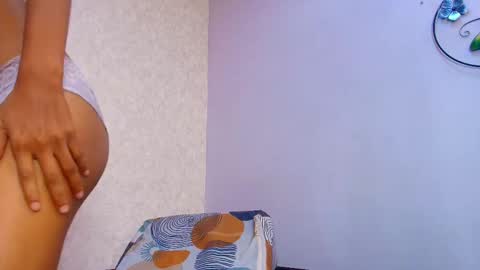 Raquel  online show from 11-07-25, 12:05